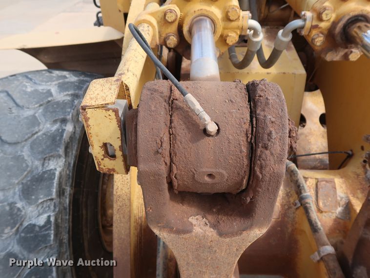 image for item DG7017 1996 Caterpillar 980G wheel loader