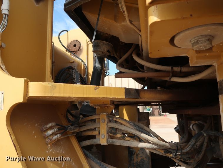 image for item DG7017 1996 Caterpillar 980G wheel loader