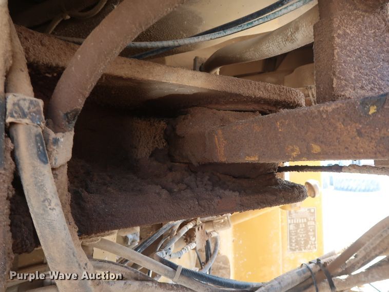 image for item DG7017 1996 Caterpillar 980G wheel loader