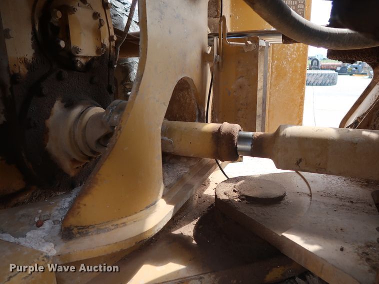 image for item DG7017 1996 Caterpillar 980G wheel loader