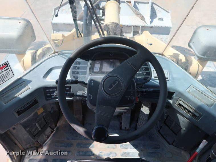 image for item DG7021 2001 Komatsu WA320-3MC wheel loader