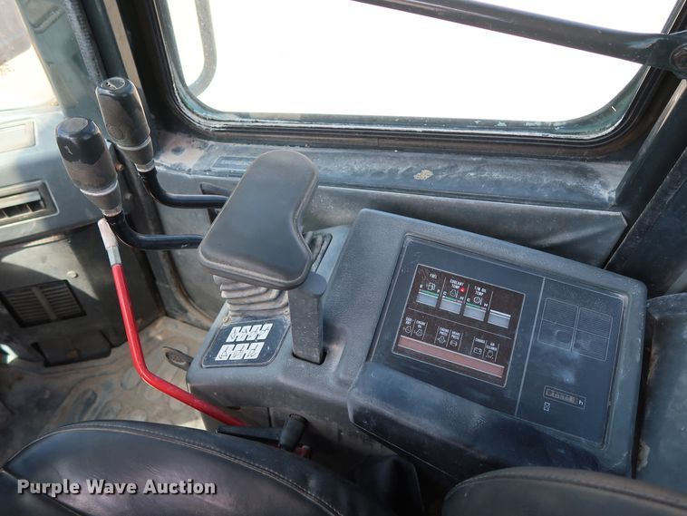 image for item DG7021 2001 Komatsu WA320-3MC wheel loader