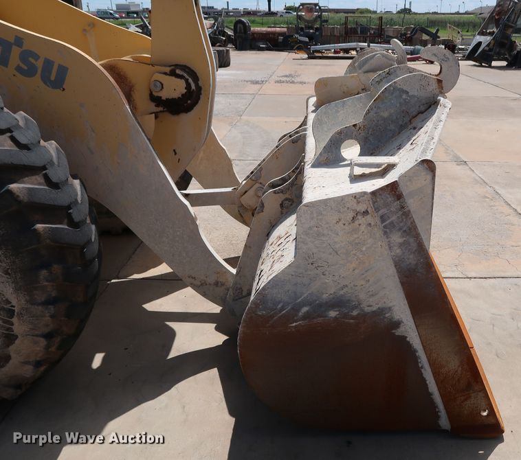 image for item DG7021 2001 Komatsu WA320-3MC wheel loader