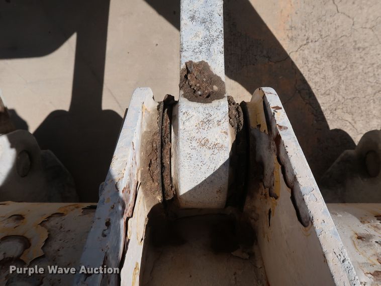 image for item DG7021 2001 Komatsu WA320-3MC wheel loader