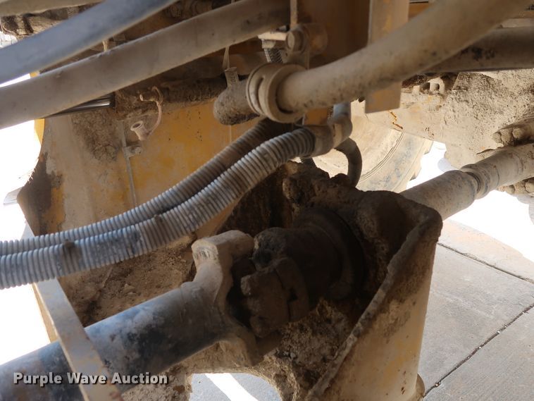 image for item DG7021 2001 Komatsu WA320-3MC wheel loader