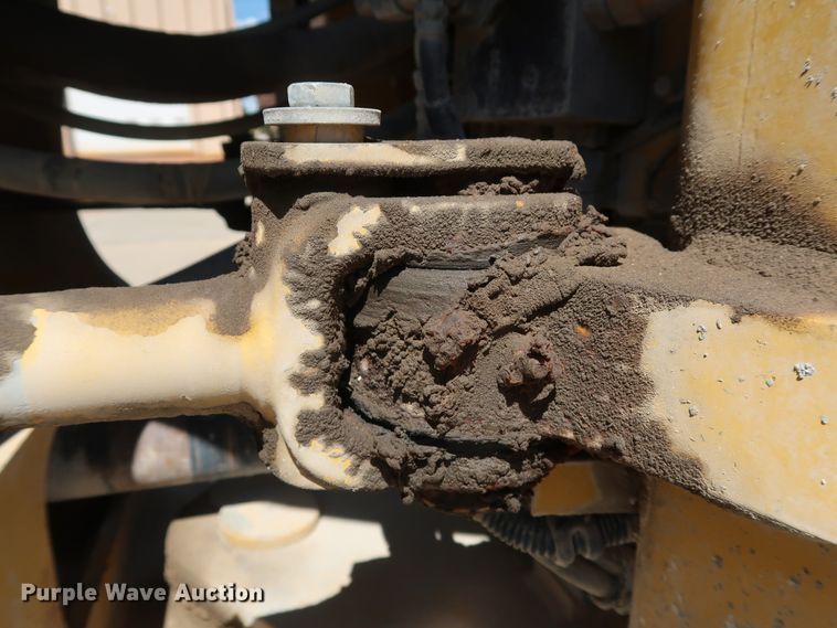 image for item DG7021 2001 Komatsu WA320-3MC wheel loader