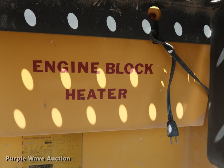 image for item DG7021 2001 Komatsu WA320-3MC wheel loader