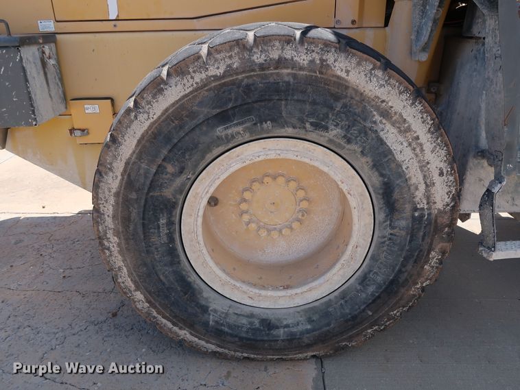 image for item DG7021 2001 Komatsu WA320-3MC wheel loader