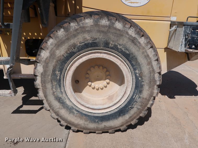 image for item DG7021 2001 Komatsu WA320-3MC wheel loader