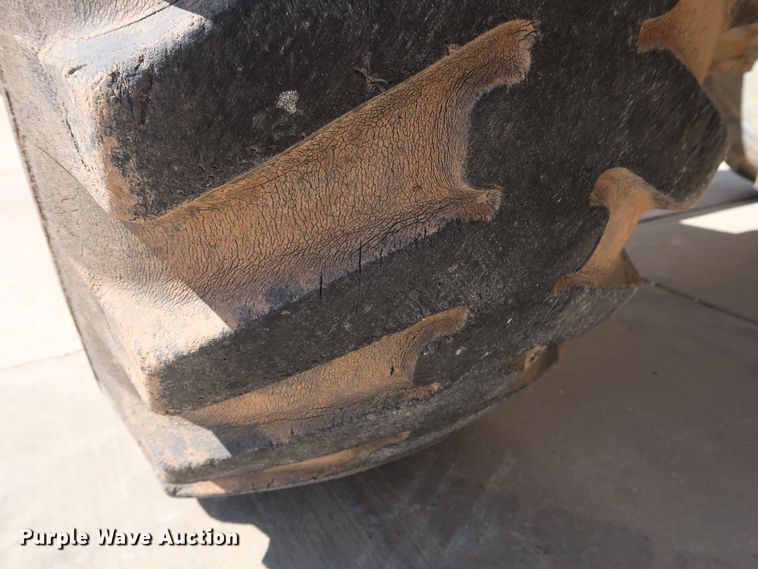 image for item DG7021 2001 Komatsu WA320-3MC wheel loader