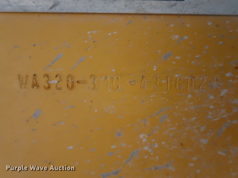 image for item DG7021 2001 Komatsu WA320-3MC wheel loader