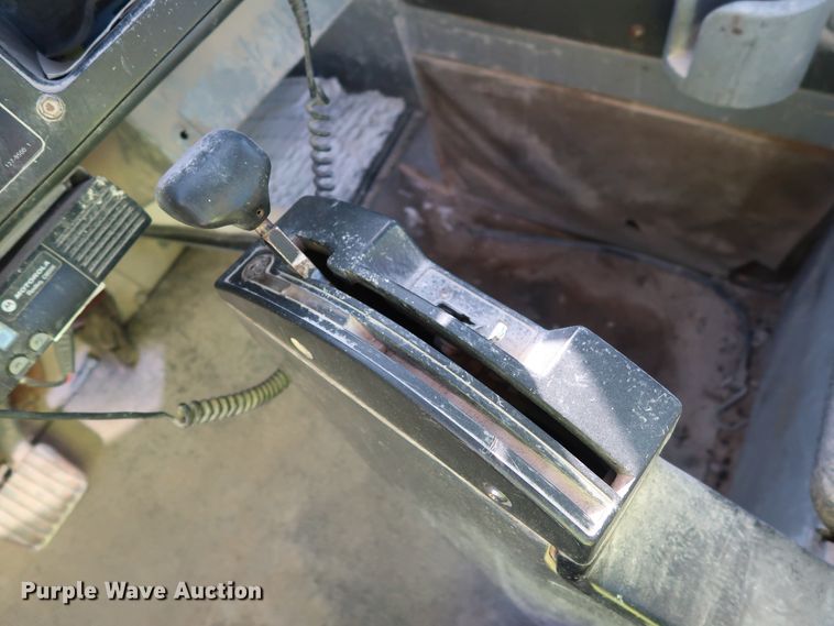 image for item DG7026 1999 Caterpillar 775D haul truck