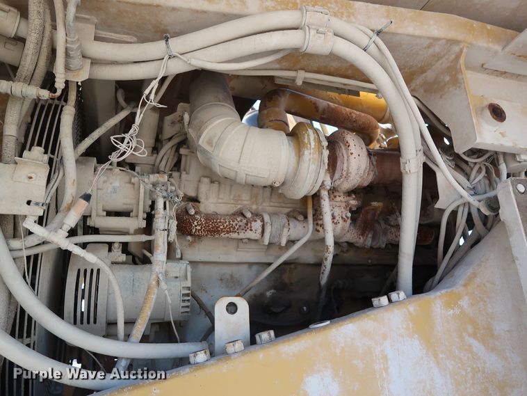 image for item DG7026 1999 Caterpillar 775D haul truck