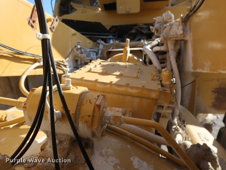 image for item DG7026 1999 Caterpillar 775D haul truck