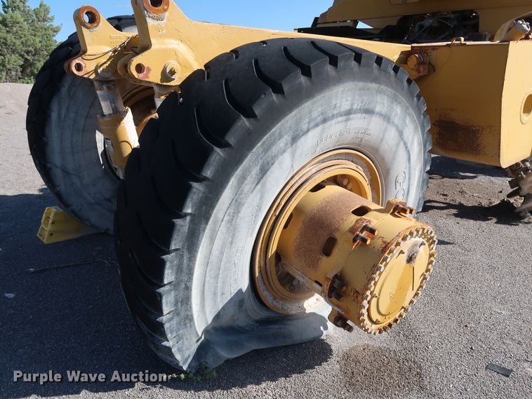 image for item DG7026 1999 Caterpillar 775D haul truck