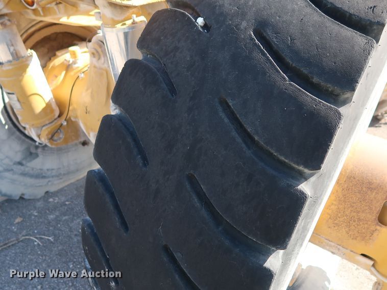 image for item DG7026 1999 Caterpillar 775D haul truck