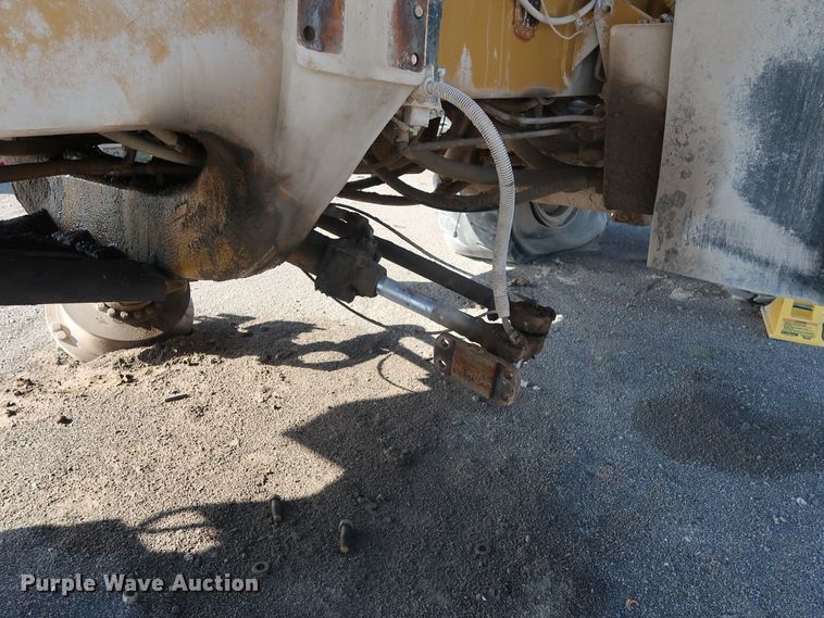 image for item DG7026 1999 Caterpillar 775D haul truck