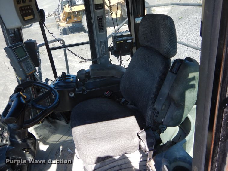 image for item DG7030 2003 Caterpillar 980G Series II wheel loader