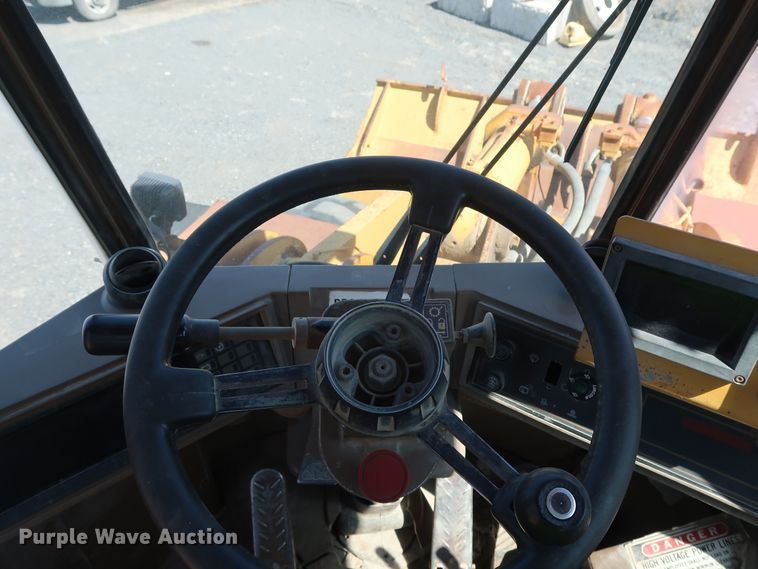 image for item DG7031 1993 Caterpillar 980F wheel loader