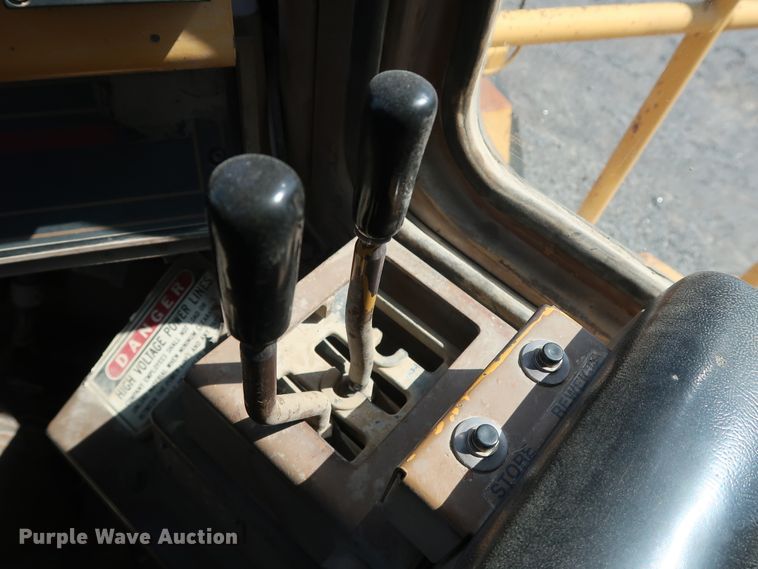 image for item DG7031 1993 Caterpillar 980F wheel loader