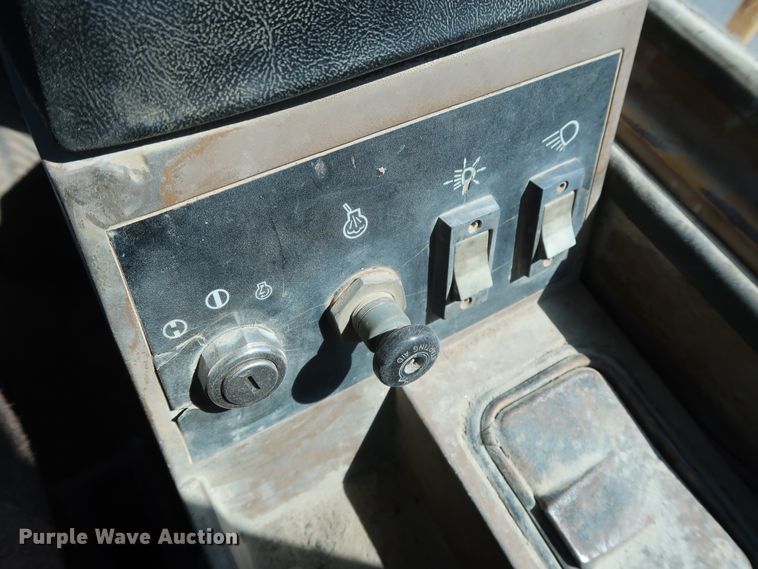 image for item DG7031 1993 Caterpillar 980F wheel loader