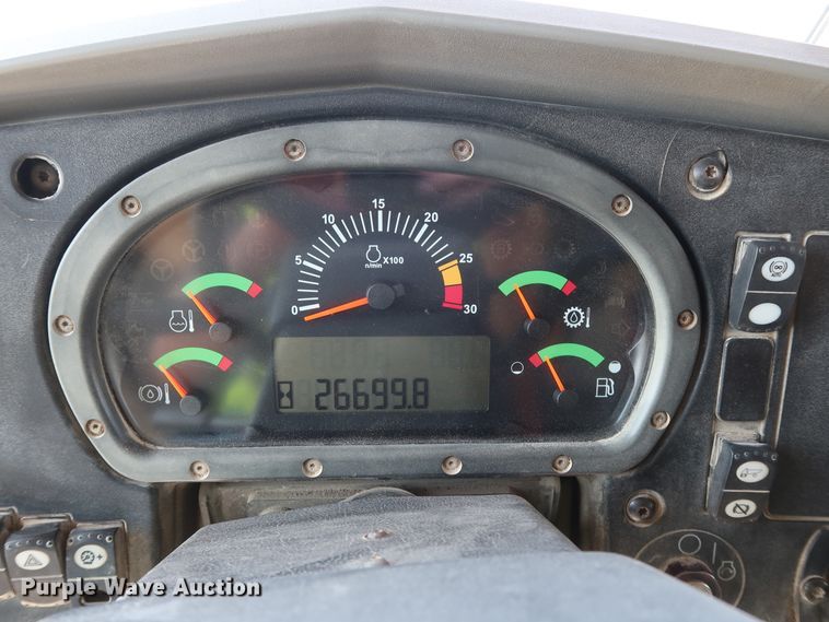 image for item DG7032 2007 Caterpillar 775F haul truck