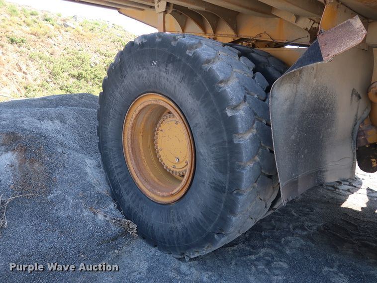 image for item DG7032 2007 Caterpillar 775F haul truck