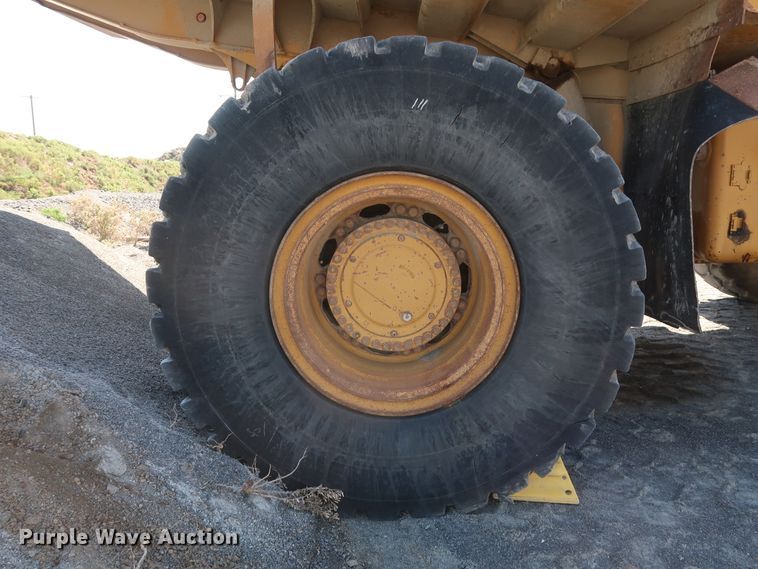 image for item DG7032 2007 Caterpillar 775F haul truck