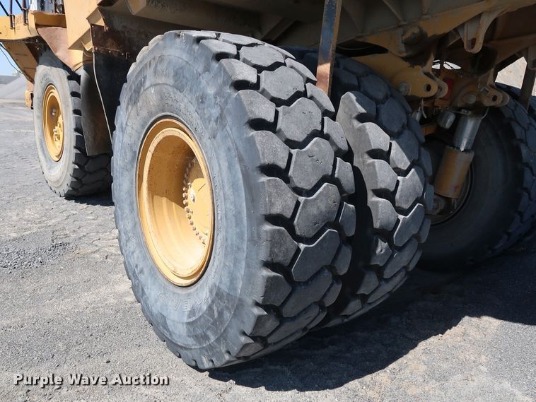 image for item DG7032 2007 Caterpillar 775F haul truck