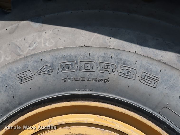 image for item DG7032 2007 Caterpillar 775F haul truck