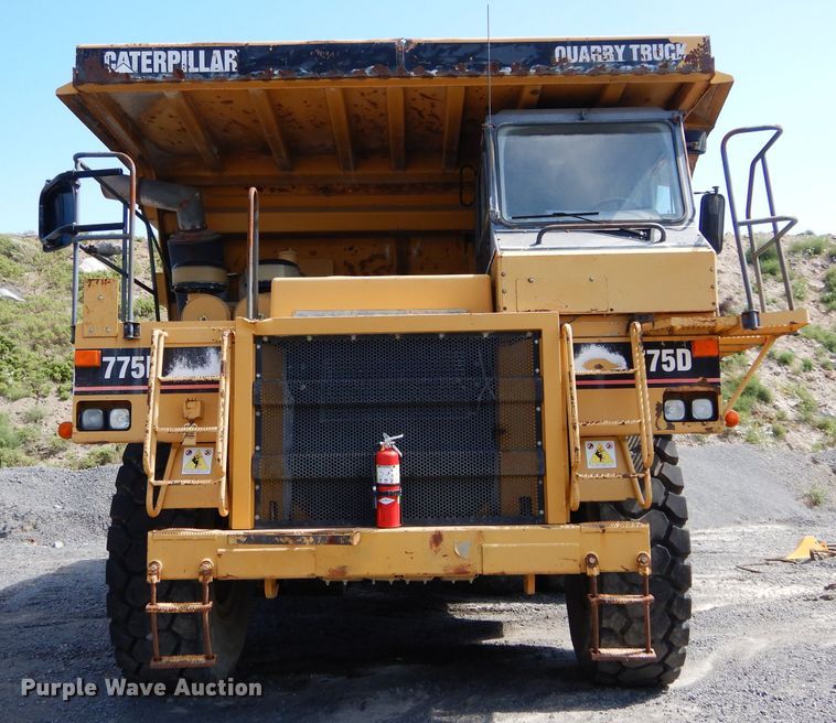 image for item DG7033 1999 Caterpillar 775D haul truck