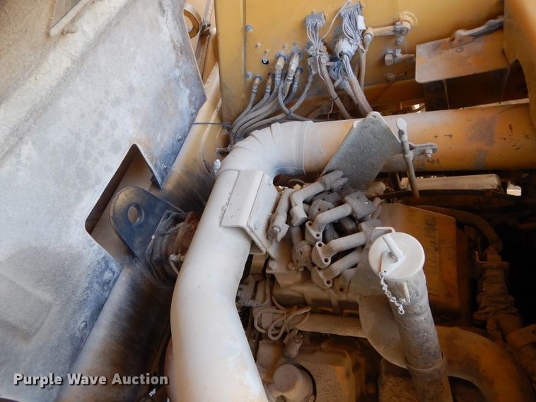 image for item DG7033 1999 Caterpillar 775D haul truck