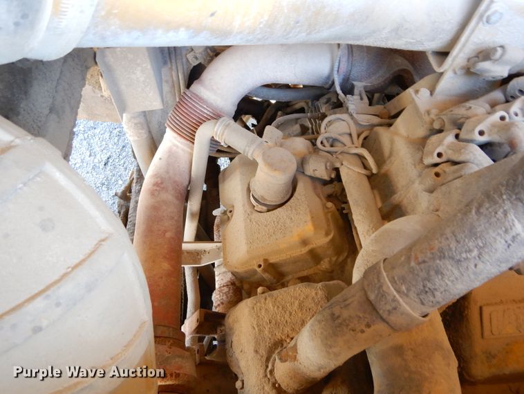 image for item DG7033 1999 Caterpillar 775D haul truck