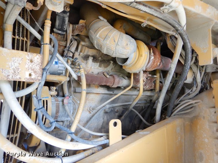 image for item DG7033 1999 Caterpillar 775D haul truck