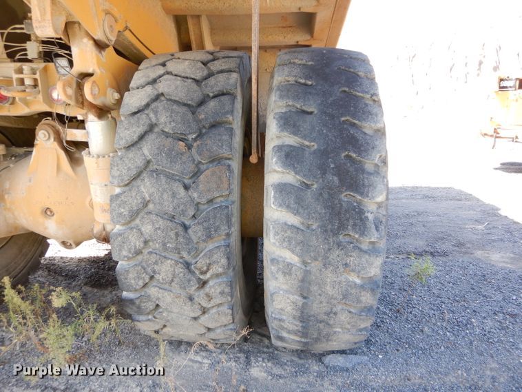 image for item DG7033 1999 Caterpillar 775D haul truck