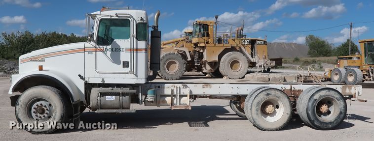 image for item DG7034 2000 Kenworth W900 truck cab and chassis