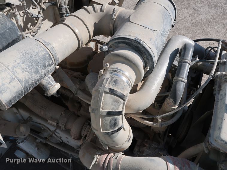 image for item DG7034 2000 Kenworth W900 truck cab and chassis