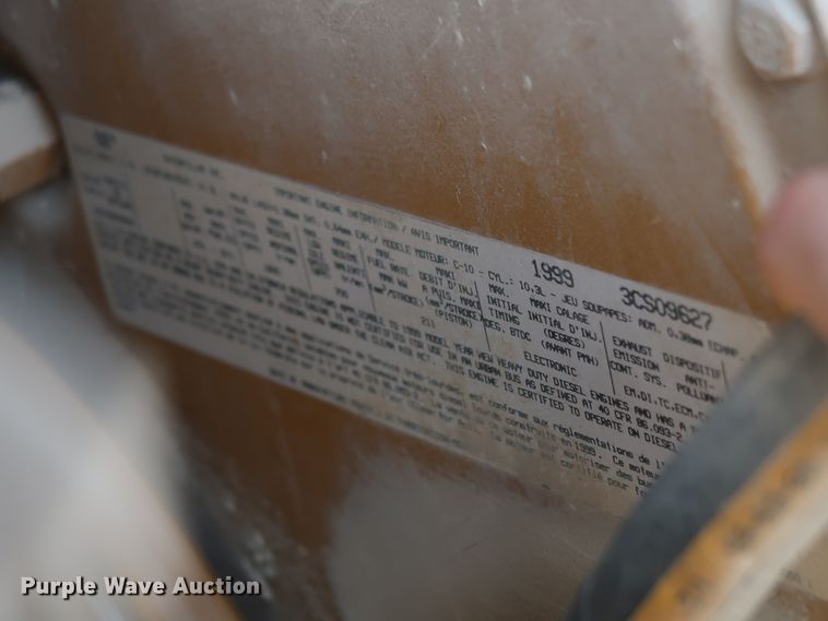 image for item DG7034 2000 Kenworth W900 truck cab and chassis