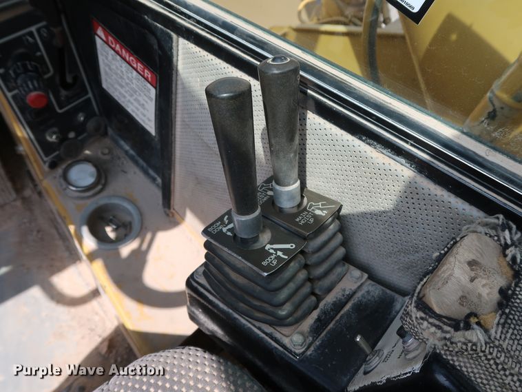 image for item DG7035 1999 Grove RT500D crane