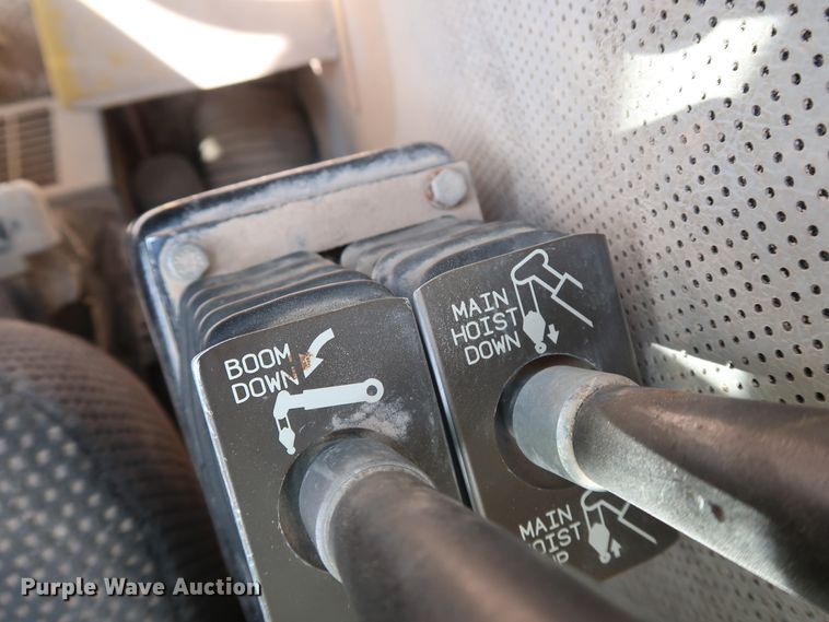 image for item DG7035 1999 Grove RT500D crane