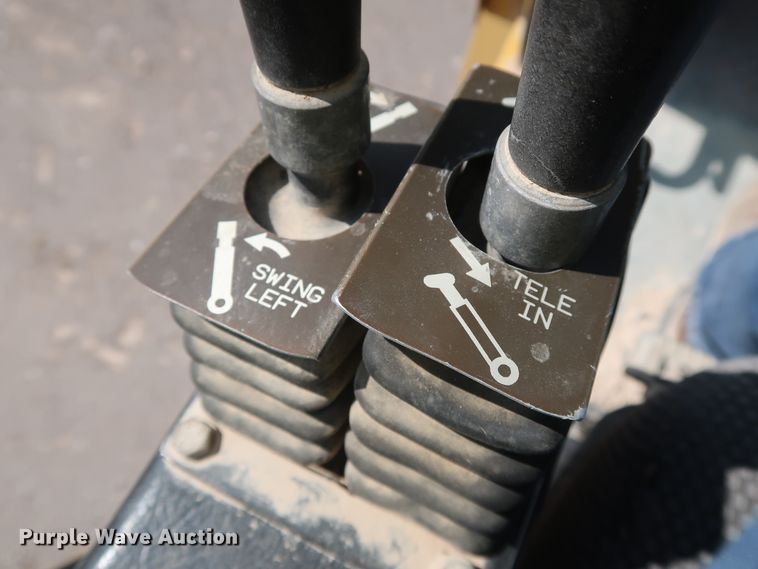 image for item DG7035 1999 Grove RT500D crane