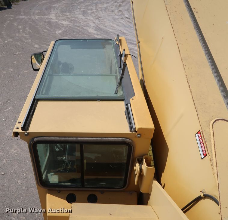 image for item DG7035 1999 Grove RT500D crane