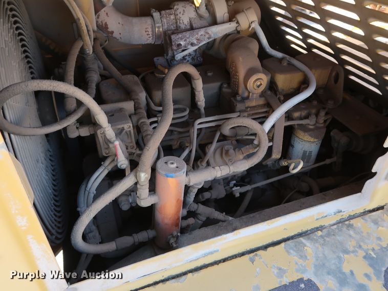 image for item DG7035 1999 Grove RT500D crane