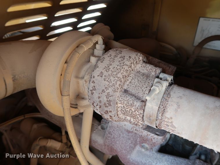 image for item DG7035 1999 Grove RT500D crane