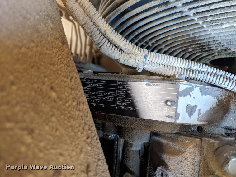 image for item DG7035 1999 Grove RT500D crane