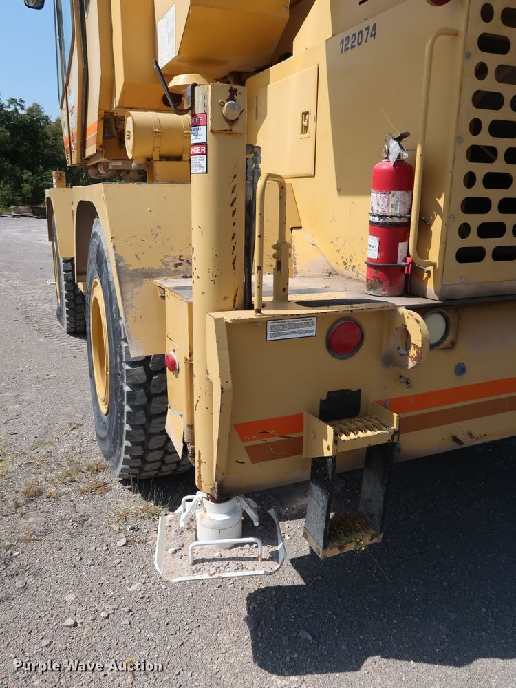 image for item DG7035 1999 Grove RT500D crane