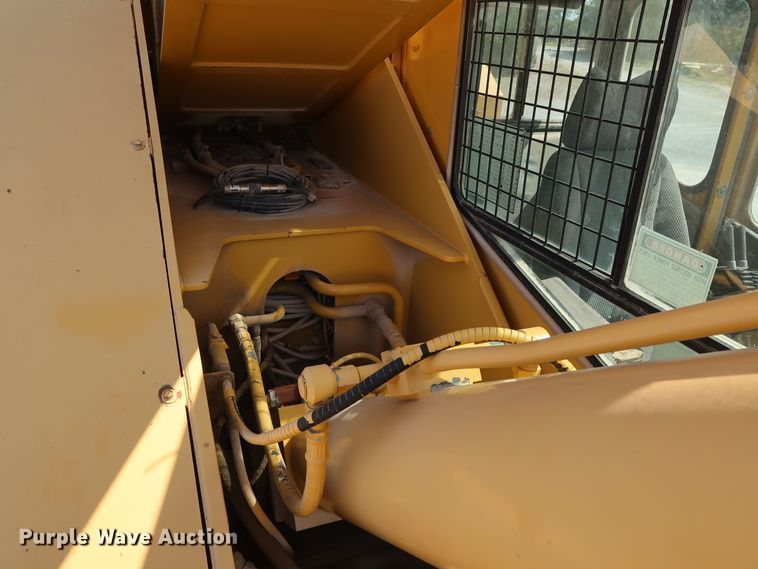 image for item DG7035 1999 Grove RT500D crane