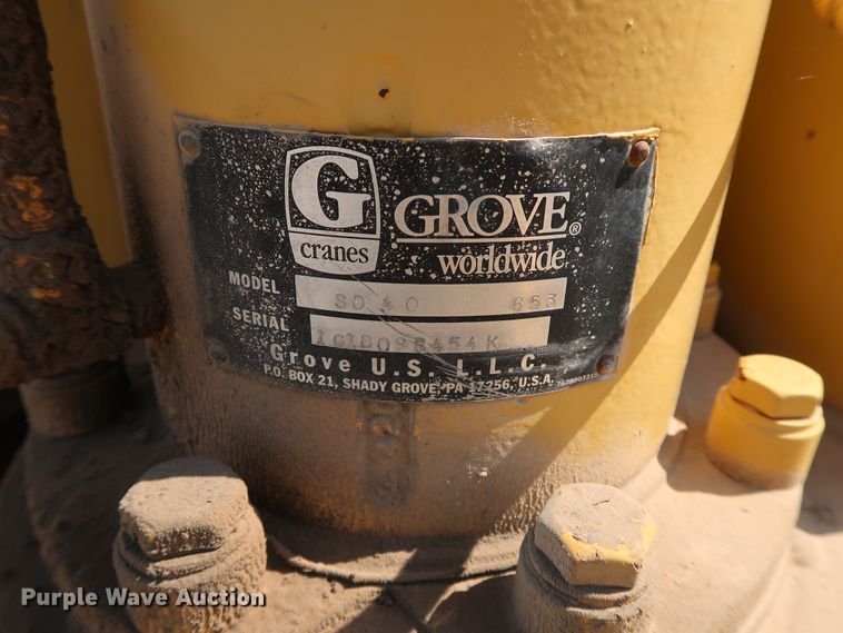 image for item DG7035 1999 Grove RT500D crane