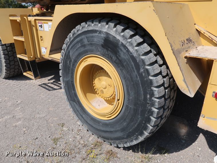 image for item DG7035 1999 Grove RT500D crane