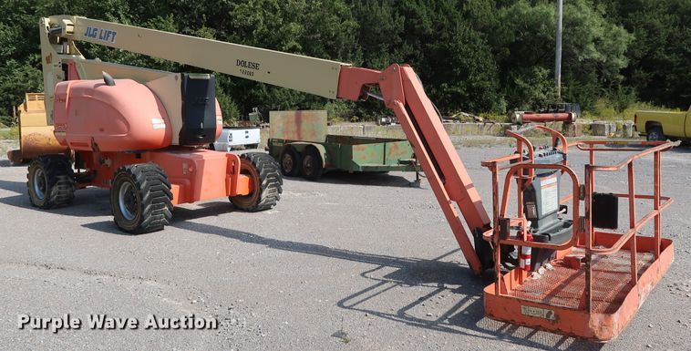 image for item DG7036 2010 JLG 800AJ boom lift